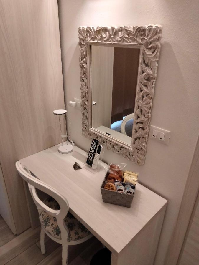 Bed End Breakfast Mary'S Tower Ξενοδοχείο Μπολόνια Δωμάτιο φωτογραφία